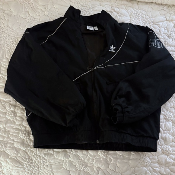 Adidas Originals Black Panelled Track jacket with Matching Leggings - Picture 2 of 8
